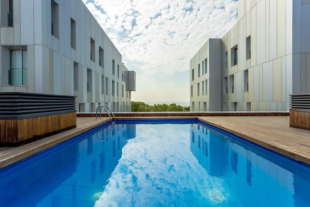Urban District Apartments - Rambla Suites & Pool Barcelona