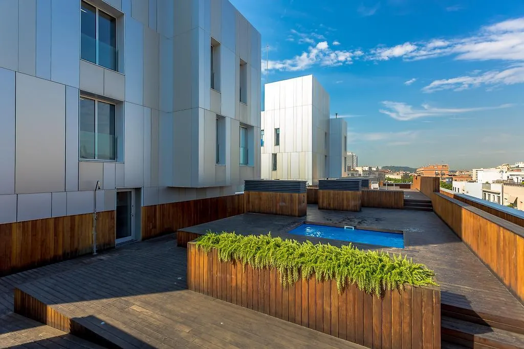 Urban District Apartments - Rambla Suites & Pool Barcelona