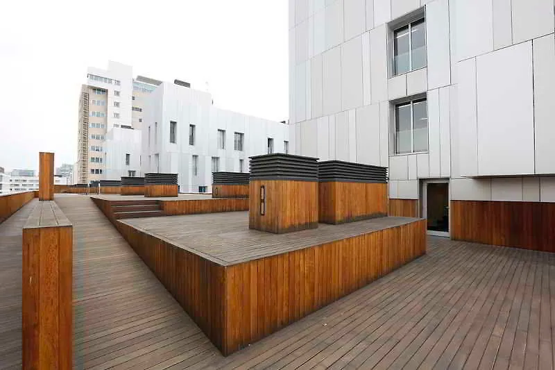 Urban District Apartments - Rambla Suites & Pool Barcelona