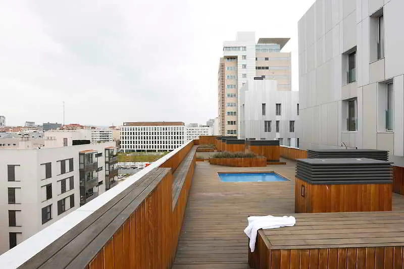 Urban District Apartments - Rambla Suites & Pool Barcelona